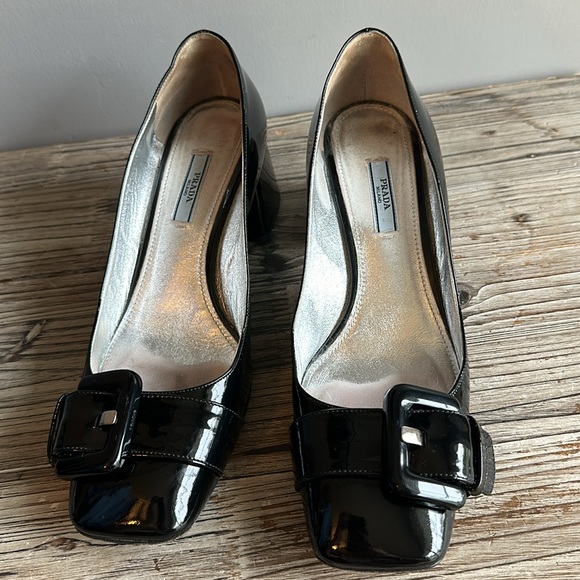 Prada
Patent Block-Heel Buckle Pump, Black size 40.5 great condition - Picture 9 of 11